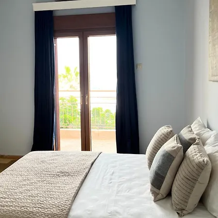 Sea Breeze Karma Apartment Chersonissos Buitenkant foto