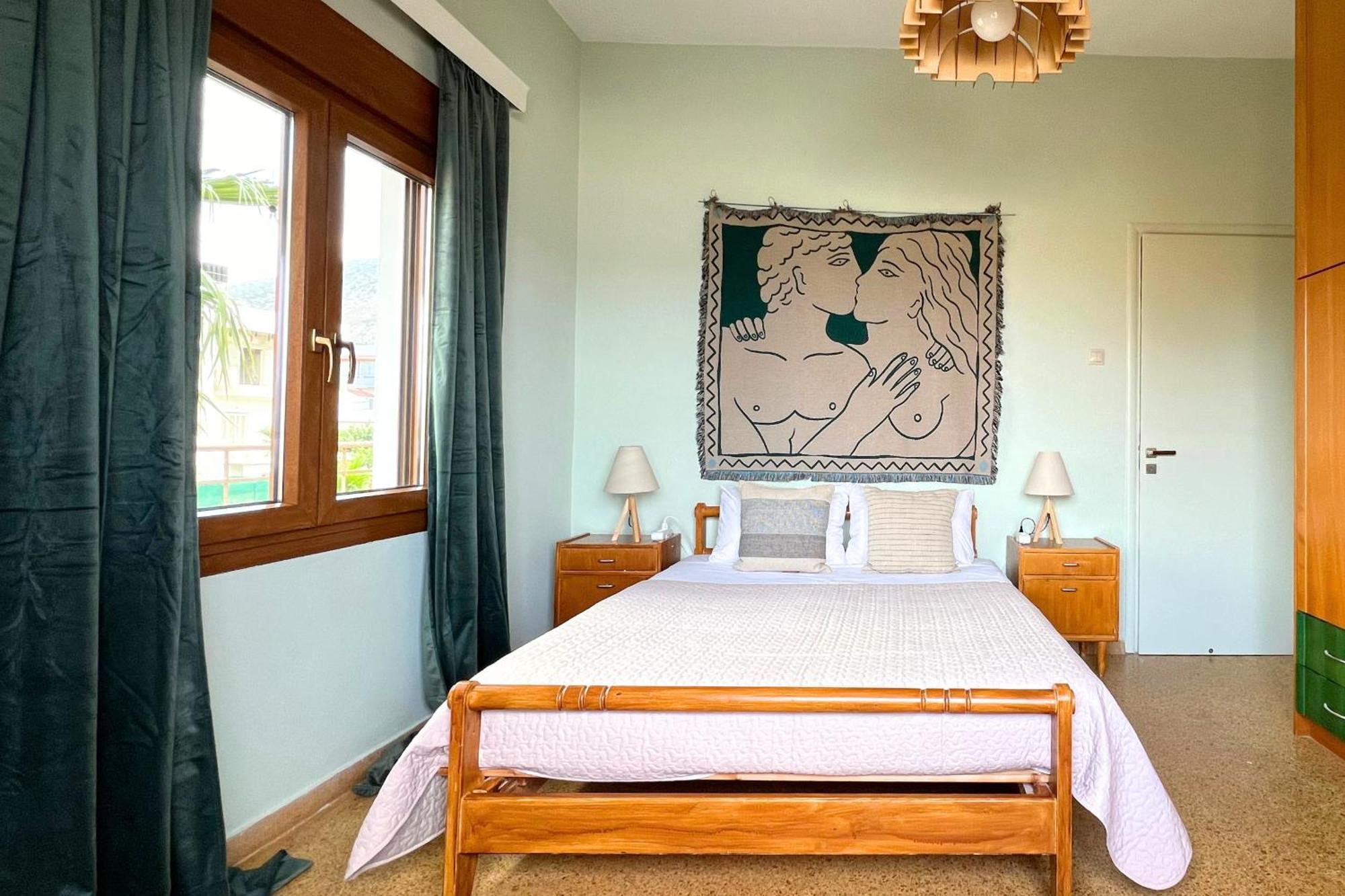 4Br Newly Renovated Retreat Tranquil Coastal Haven *