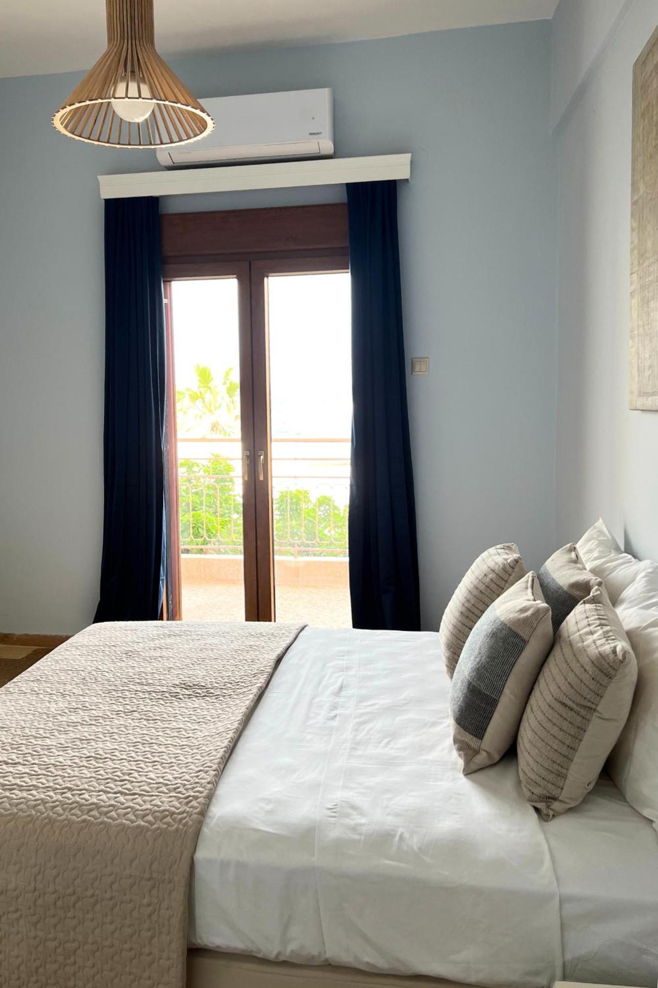 4br Newly Renovated Retreat Tranquil Coastal Haven דירה *